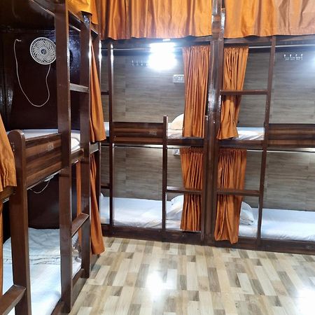Unibed Dormitory Mumbai Kültér fotó