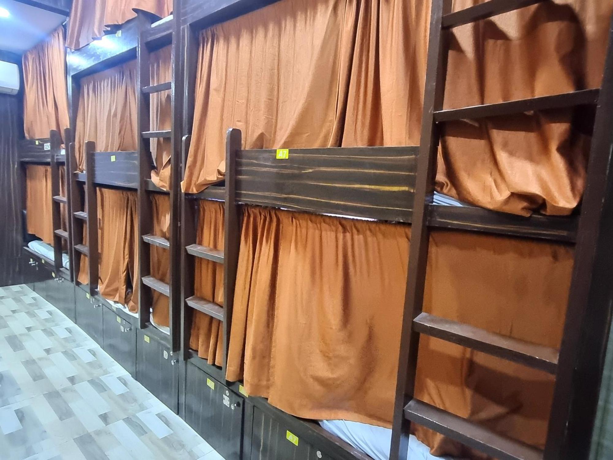 Unibed Dormitory Mumbai Kültér fotó